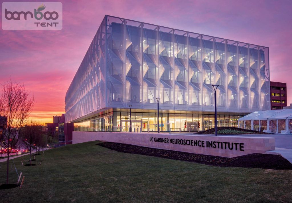 Thi công mặt dựng lưới FACADE Mesh