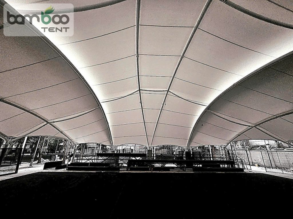 Mái che ngoài trời bằng bạt PVDF và HDPE