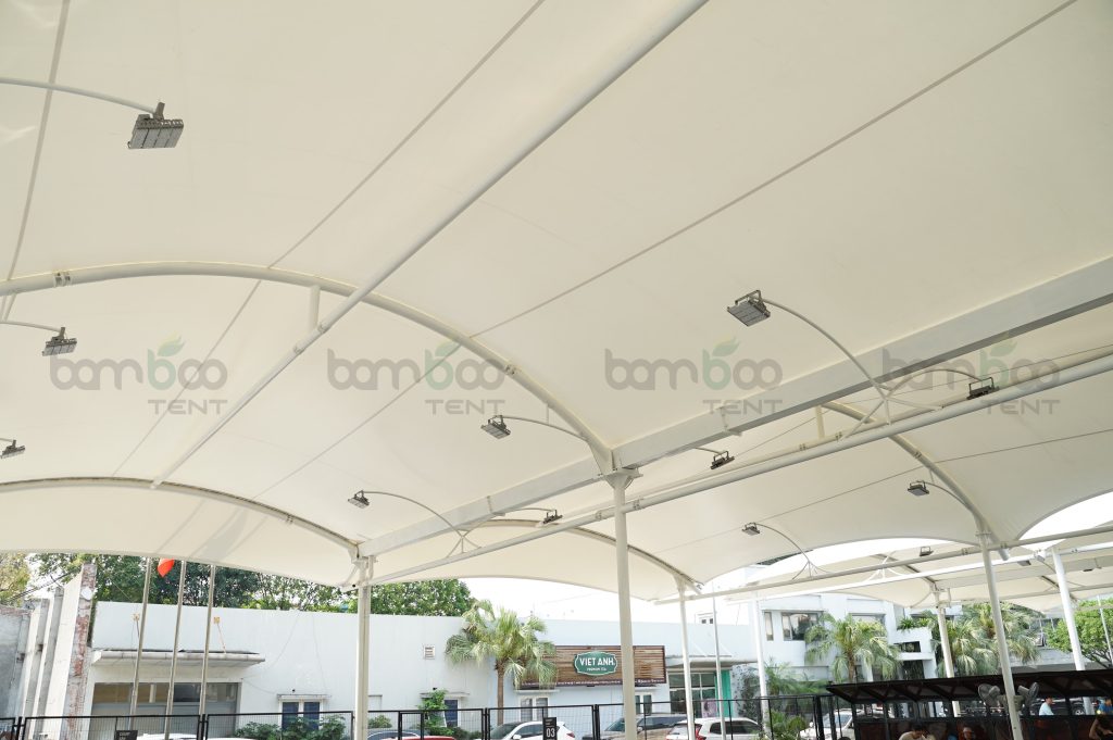 Mái Vòm Sân Pickleball Đẹp bằng bạt căng PVDF