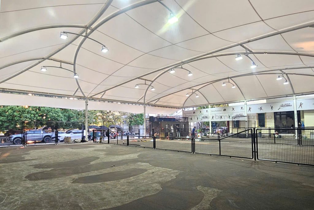 Tìm đơn vị thi công bạt PVDF uy tín cho công trình bền vững