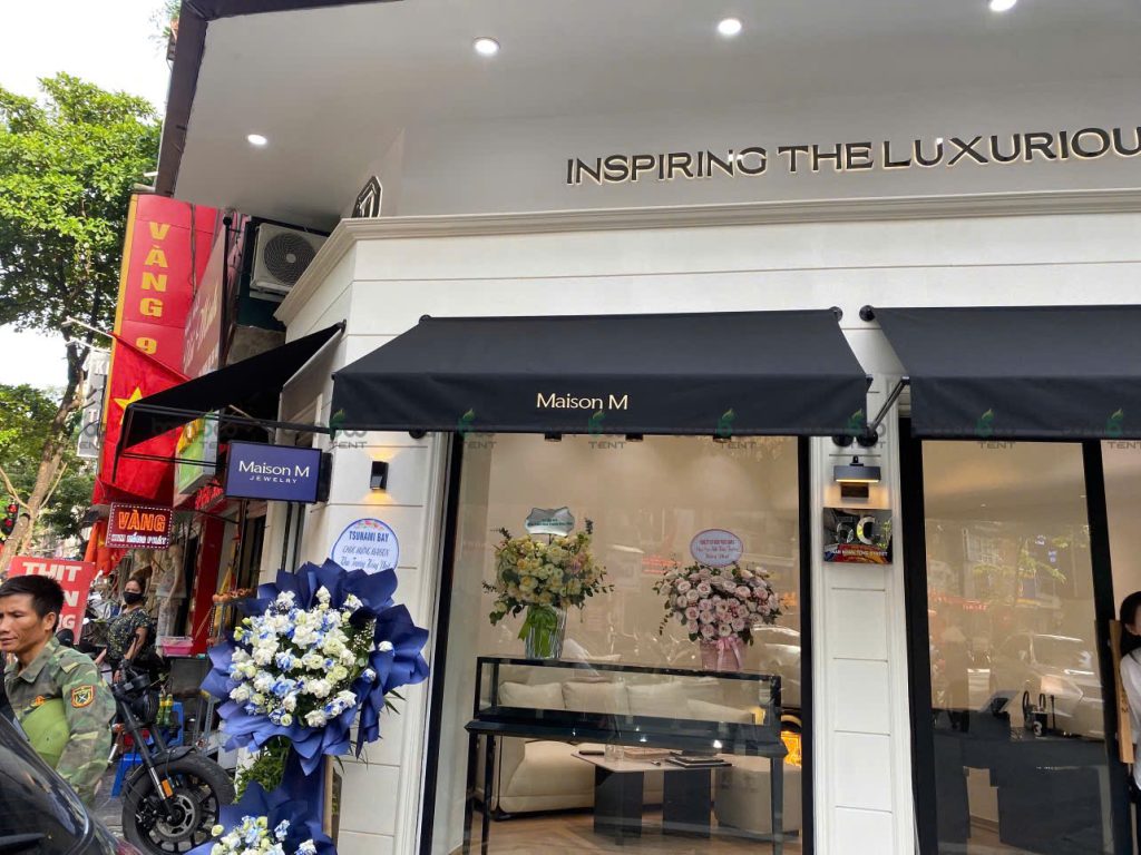 Khám phá 30 mẫu mái vòm đẹp cho cửa hàng và quán cà phê được ưa chuộng. Thiết kế mái vòm phong cách châu Âu giúp mặt tiền nổi bật và thu hút khách hàng.