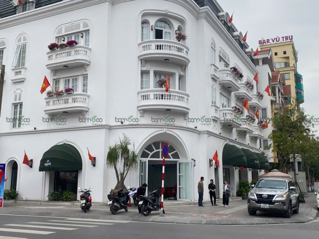 Mái Vòm Đẹp Cho Nhà Hàng